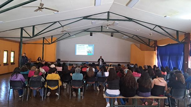 Taller "Derechos y Obligaciones Laborales" y Taller "Protección de Datos Personales" en Petorca